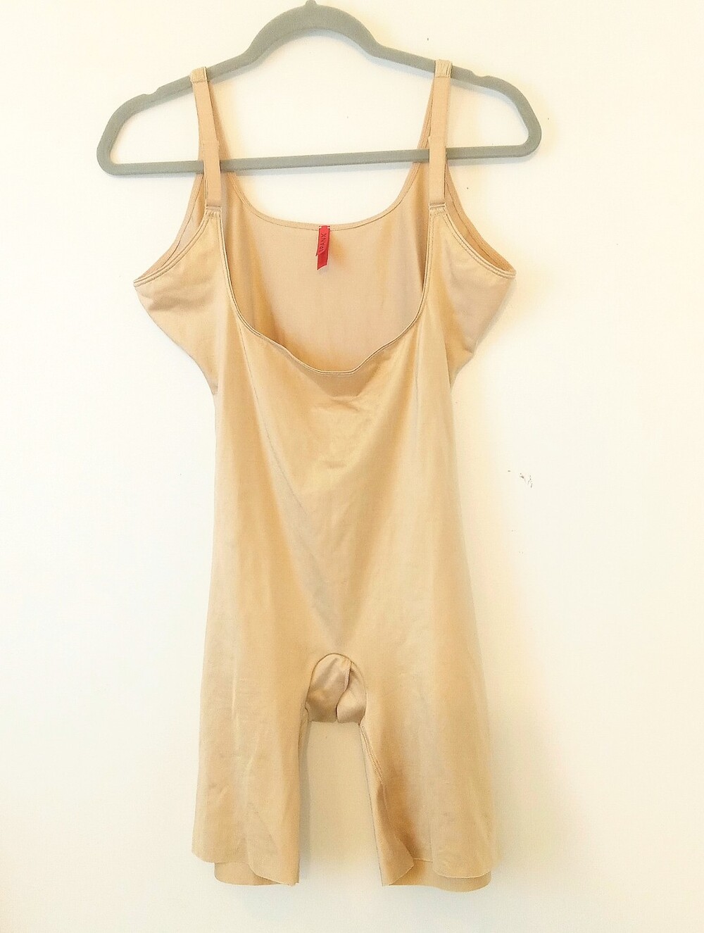 Spanx Women's One Piece Body Shaper Adjustable Strap Beige Size XL